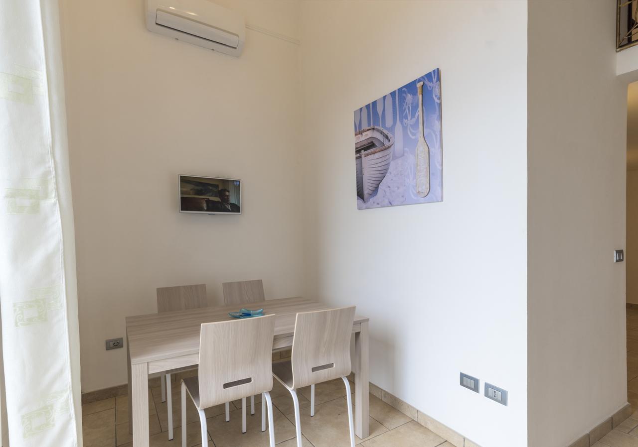 Posillipo12 Holiday home *